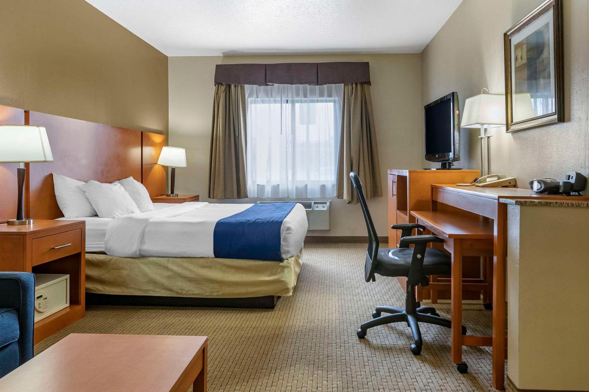 Comfort Suites Auburn Hills-Detroit Exteriér fotografie