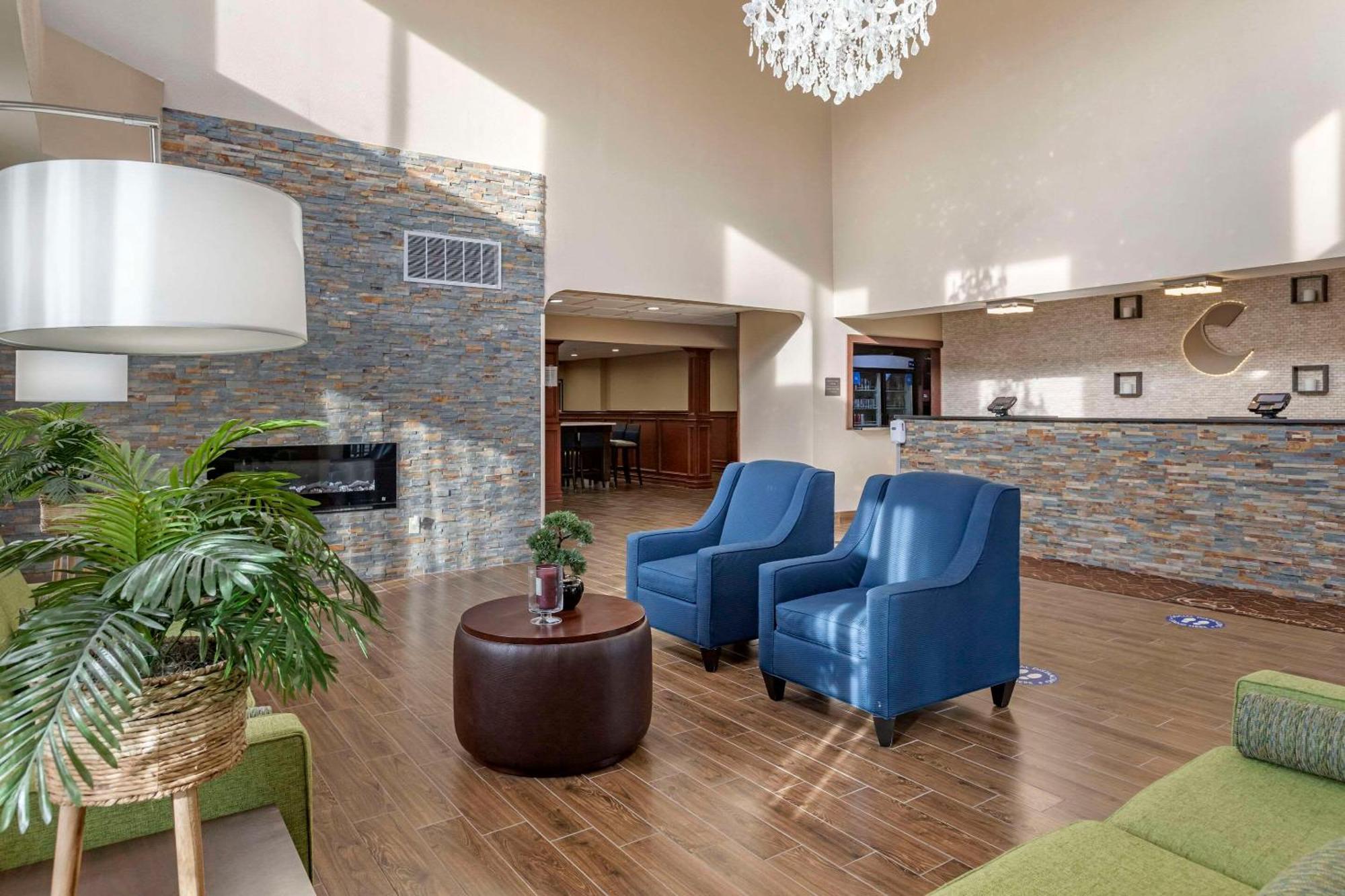 Comfort Suites Auburn Hills-Detroit Exteriér fotografie